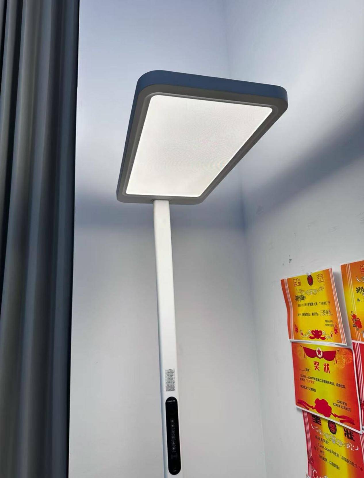 什么牌子的落地灯对孩子视力好?知名落地灯品牌推荐,闭眼入不亏