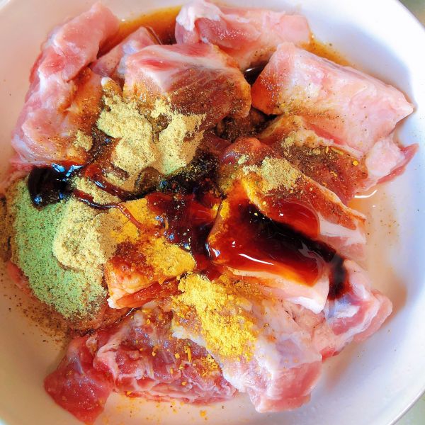 蒜香青花椒排骨