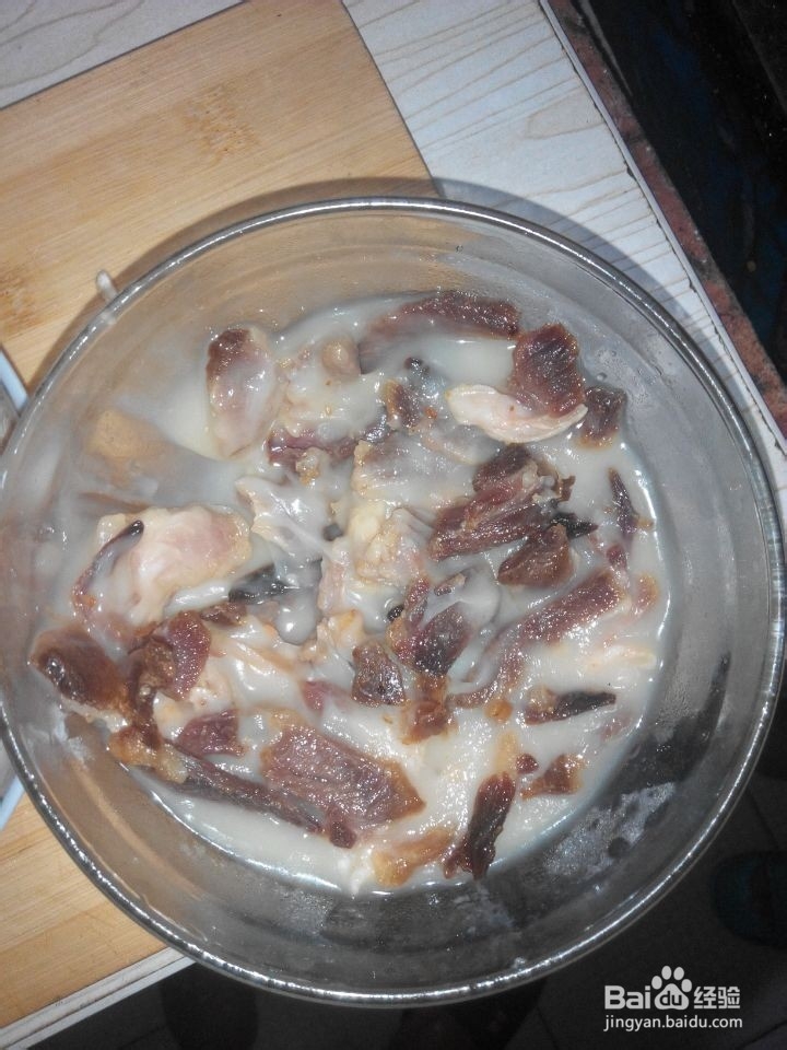 豆腐葱花炒腊肉