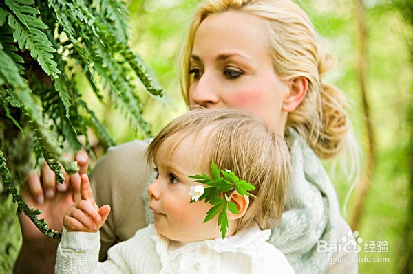 雨天打雷吓哭宝宝 妙招巧化解