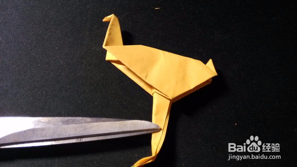 如何用纸折叠驼鸟
