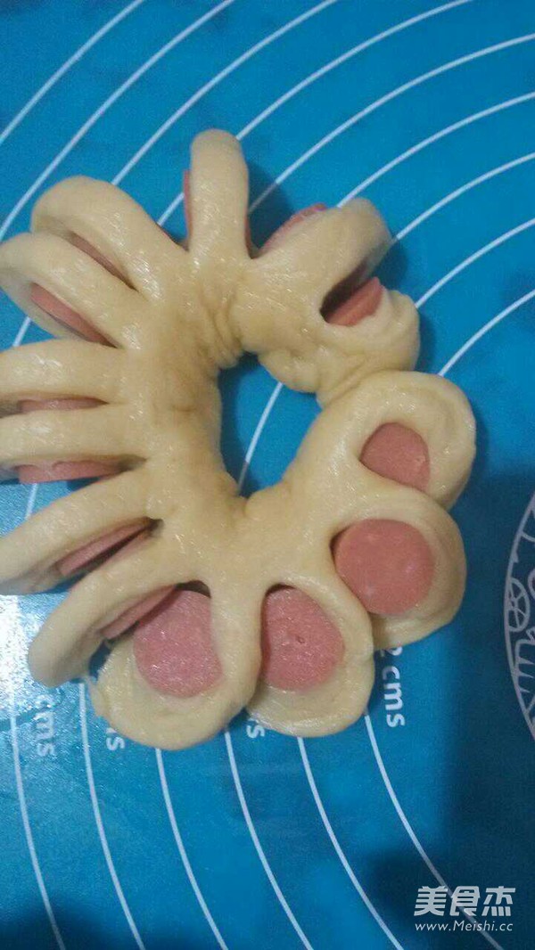 火腿肠花朵面包