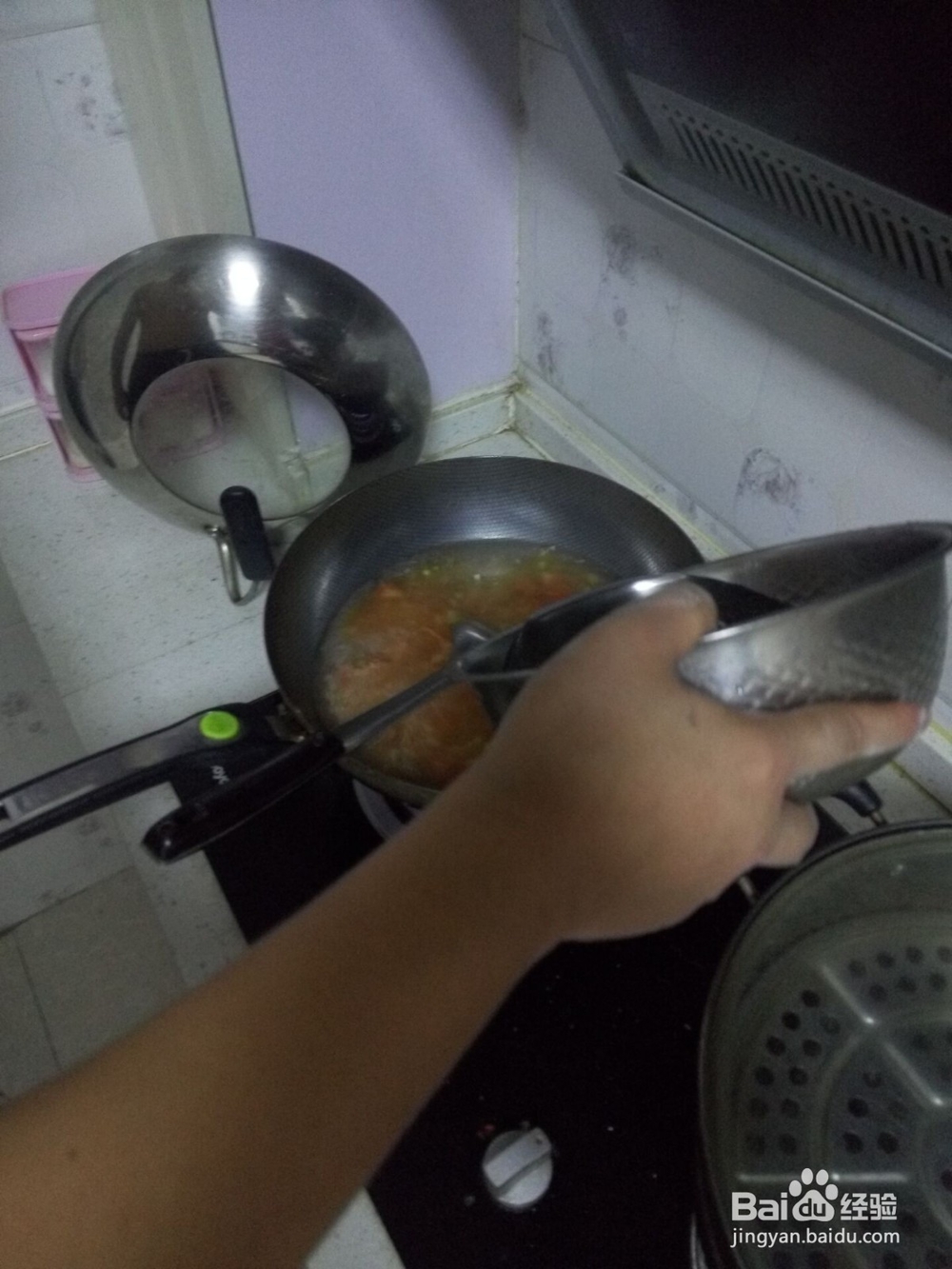 教你如何做非常简单的西红柿鸡蛋疙瘩汤