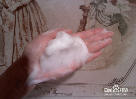 洗头发时应该注意什么才能够不掉发