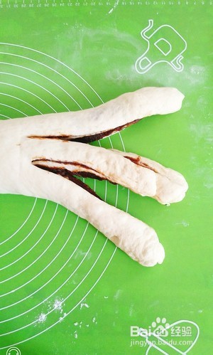 红豆沙馅吐司的做法