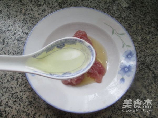 酸菜瘦肉丝炒毛豆