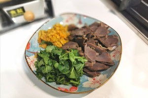 南京鸭血粉丝汤