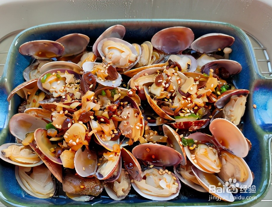 家庭自制蒜蓉粉丝蒸蛤蜊