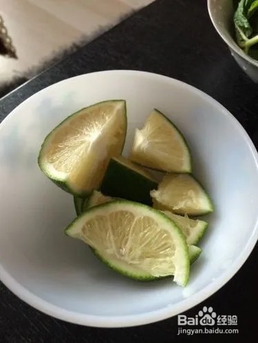 青柠养乐多果汁