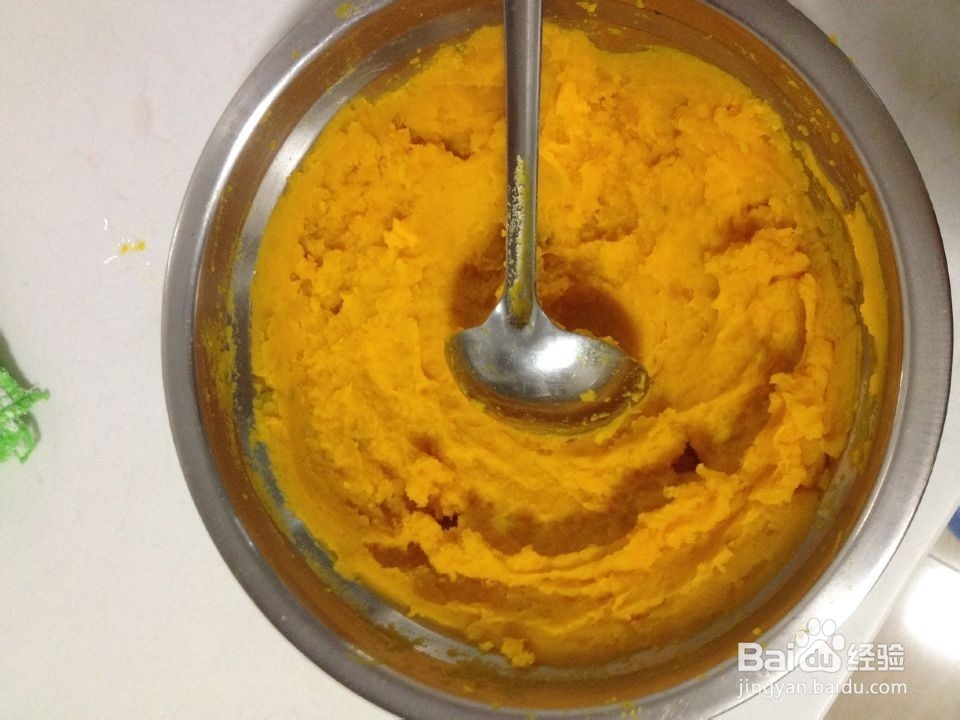 秋天“不可不蒸”的南瓜发糕