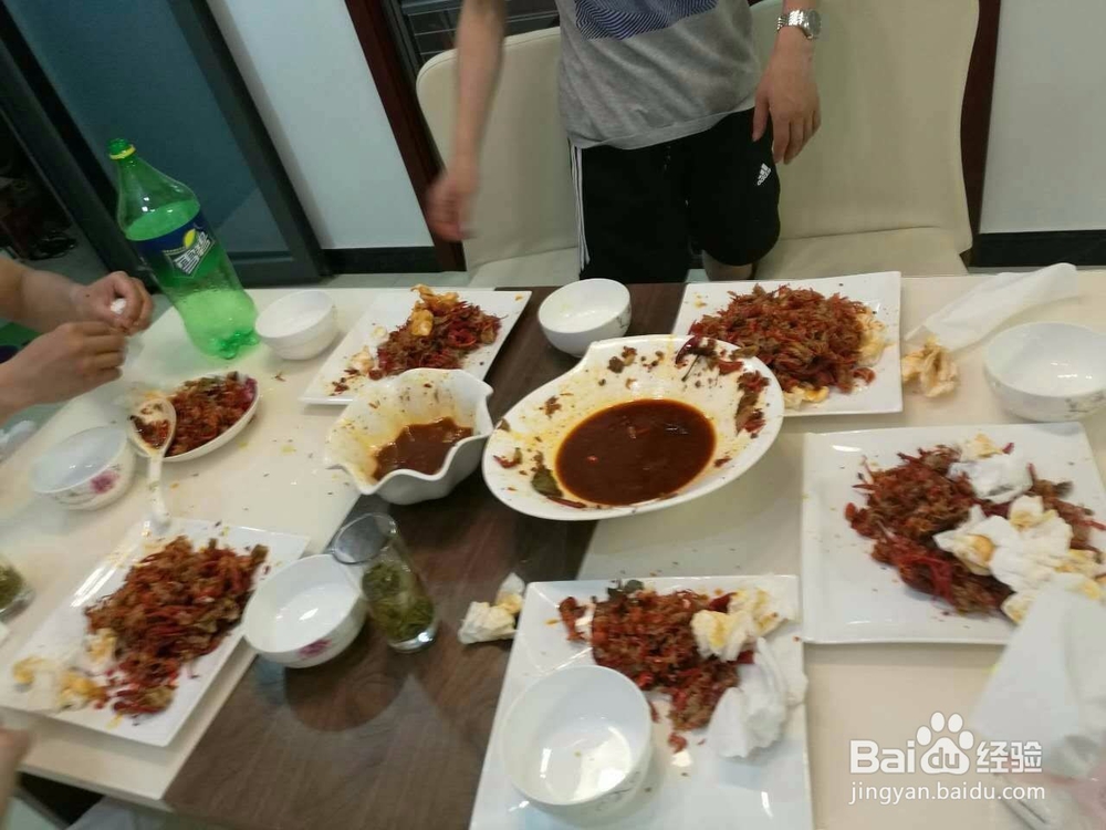 如何烧出美味麻辣的小龙虾!