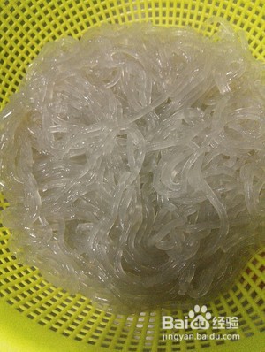 包菜炒粉丝的做法