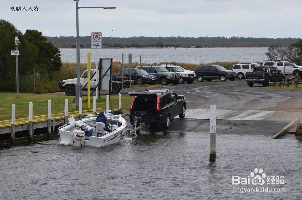 坐游艇环游Lakes Entrance