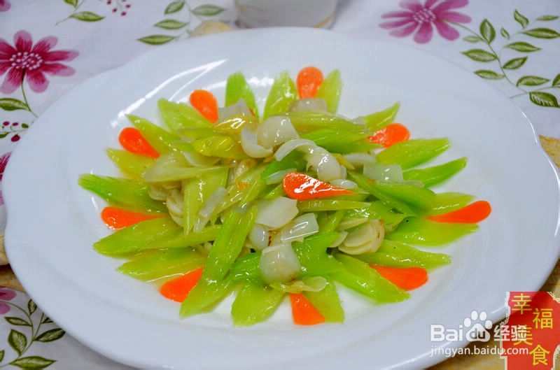 幸福美食：清新爽口的西芹百合