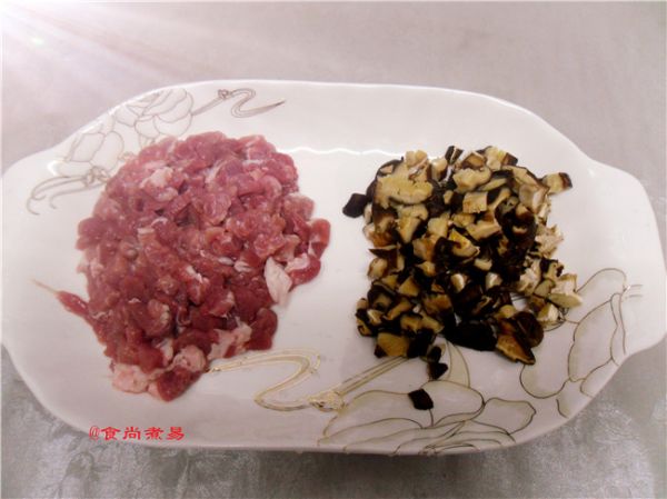 胡萝卜四季豆肉丁