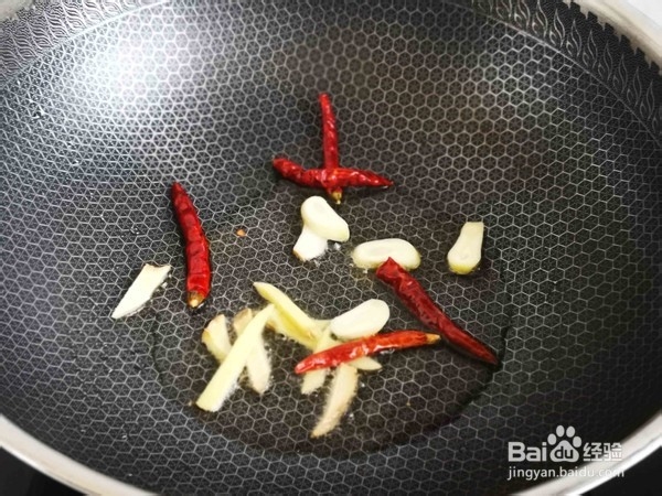怎么做手撕包菜