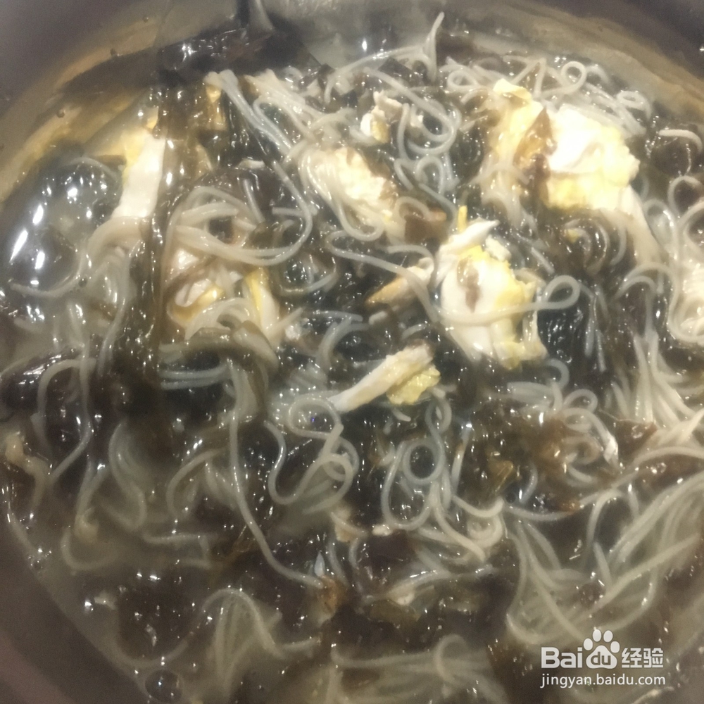 <b>紫菜鸡蛋汤煮挂面的家常做法，鲜美营养香甜养胃</b>