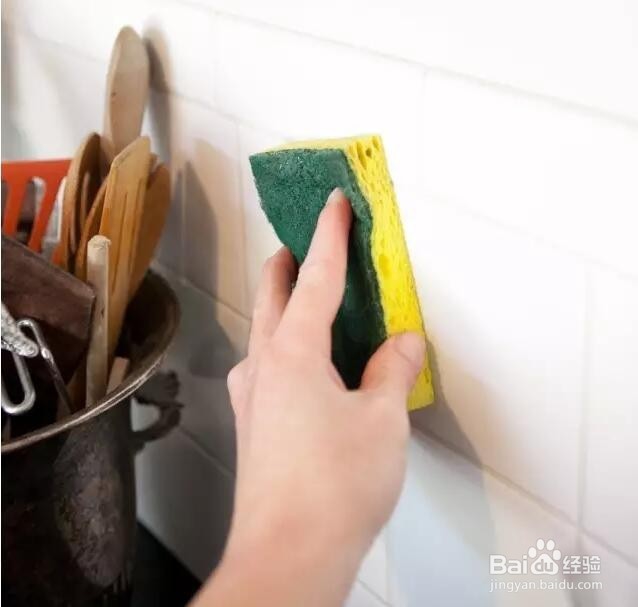 教你如何处理厨房油污?