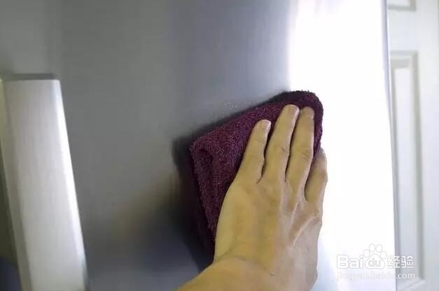 教你如何处理厨房油污?