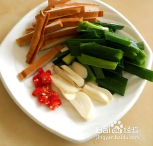 如何做蒜苗豆腐干