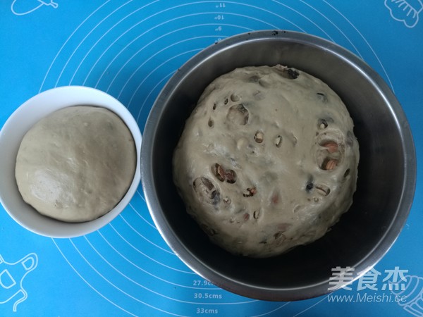 黑糖大杏仁软欧