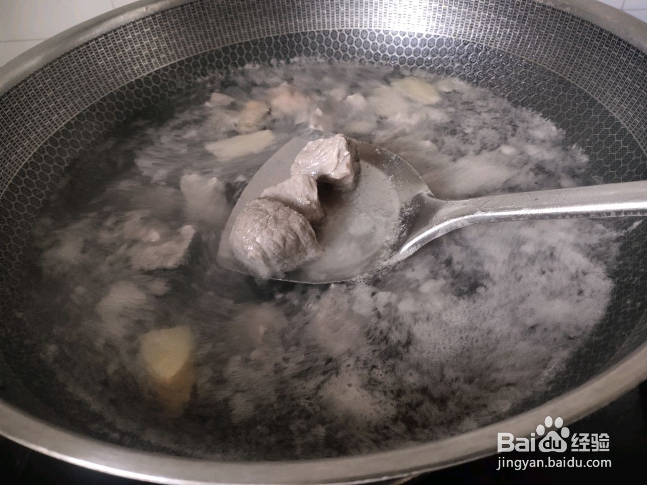 萝卜牛肉汤的做法