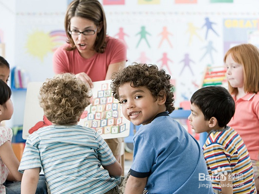幼儿初次入园不哭闹的小方法