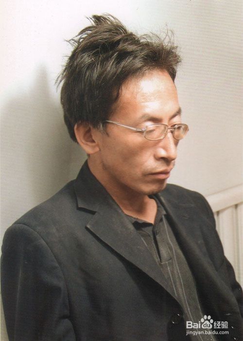 色彩头像侧面戴眼镜男中年的画法 百度经验 色彩头像侧面戴眼镜男中年的画法 百度经验