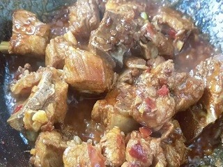 家常版炖排骨怎么做？