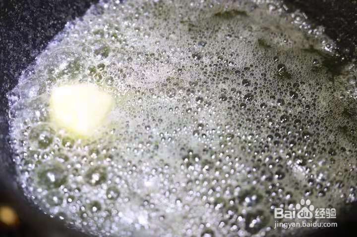 不需要烤箱也可以制作的美食雪花酥
