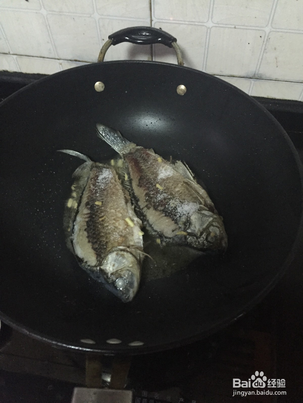 鲜甜的鲫鱼豆腐汤羹