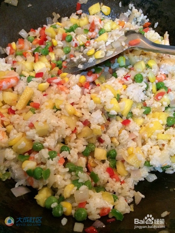 厨神|菠萝吃不完？教你自制好吃泰式菠萝饭