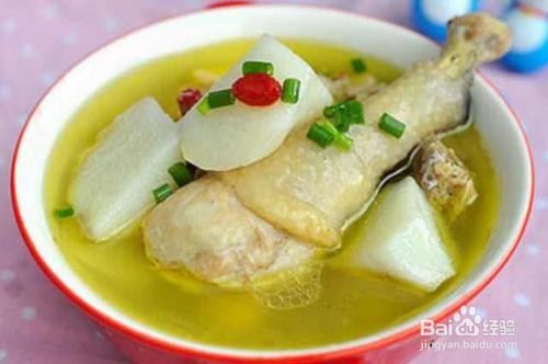 秋季养生食谱——山药土鸡滋补汤