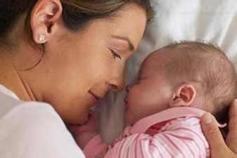 新妈妈夏天坐月子的护理方案
