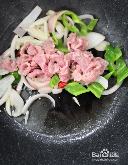 青椒炒牛肉家常做法
