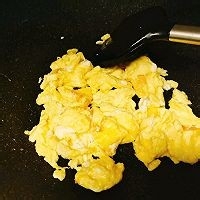 小南瓜炒鸡蛋怎么做