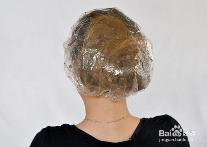 如何 不用直发板拉直头发