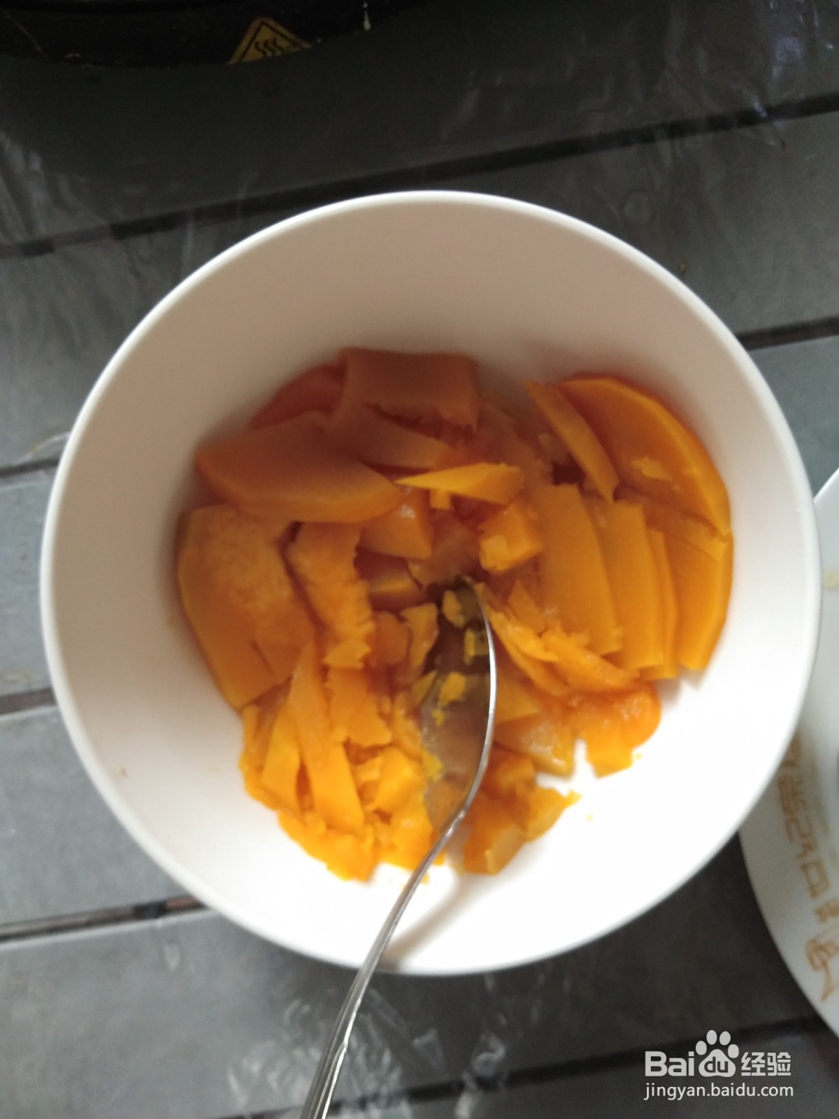 美味的南瓜吃法“南瓜小饼”的家庭做法