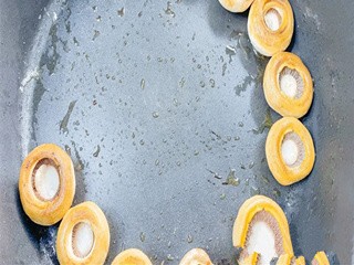 萌萌口蘑汉堡怎么做？