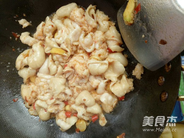 砂锅肥肠的做法