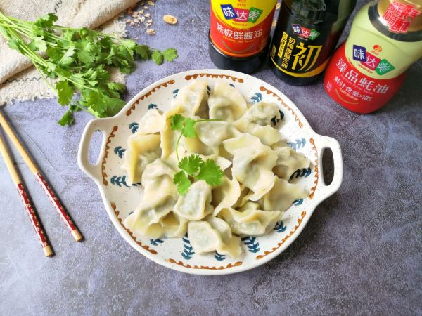 香菜大肉馅饺子