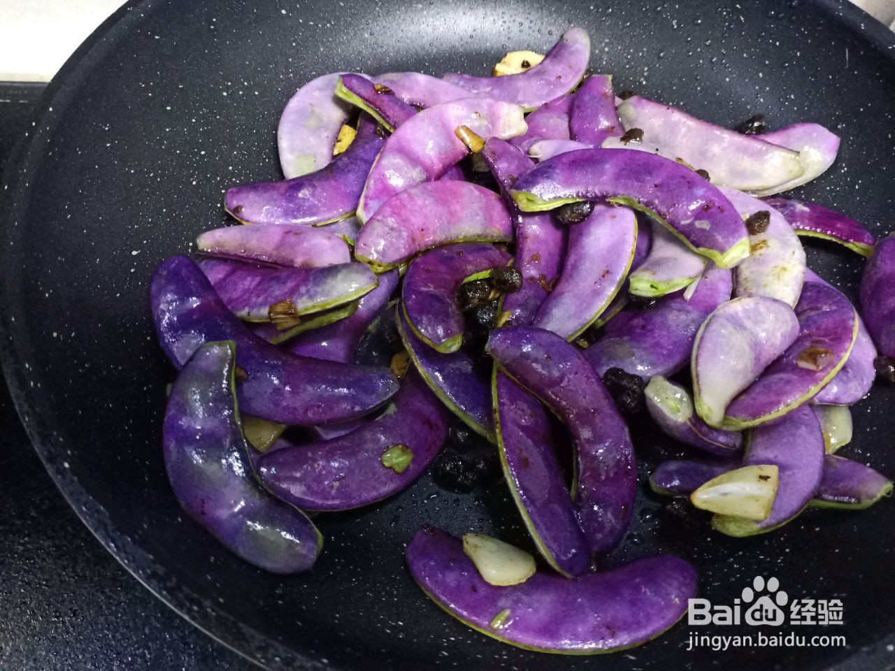 豆豉清炒紫色扁豆角的做法