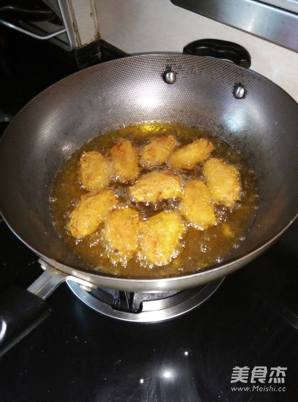 香炸鸡翅的做法