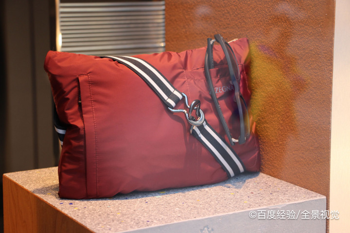 皮包提手发粘怎样处理