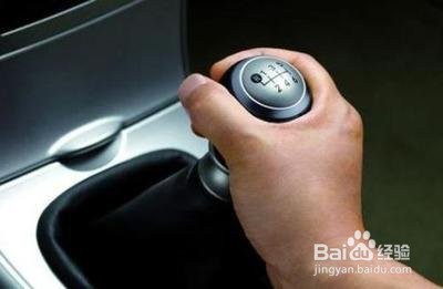 怎样开车省油耗？