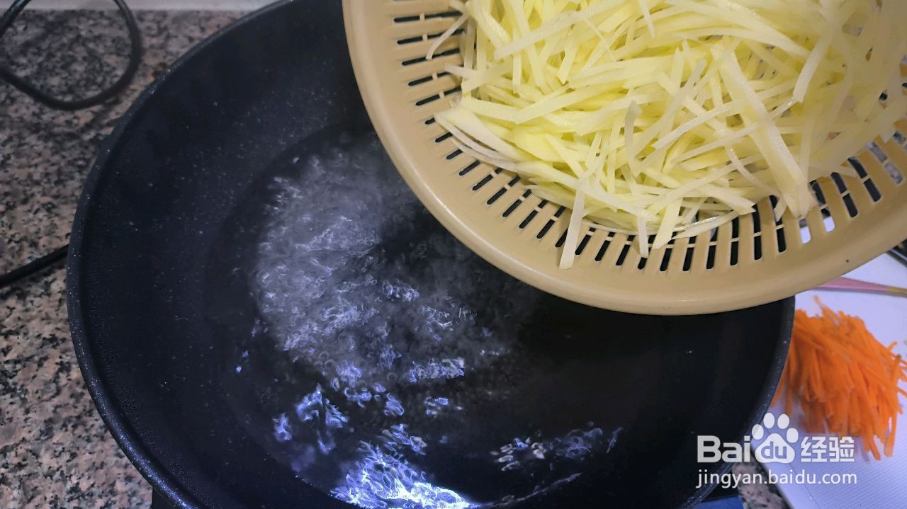 炝拌土豆丝的做法