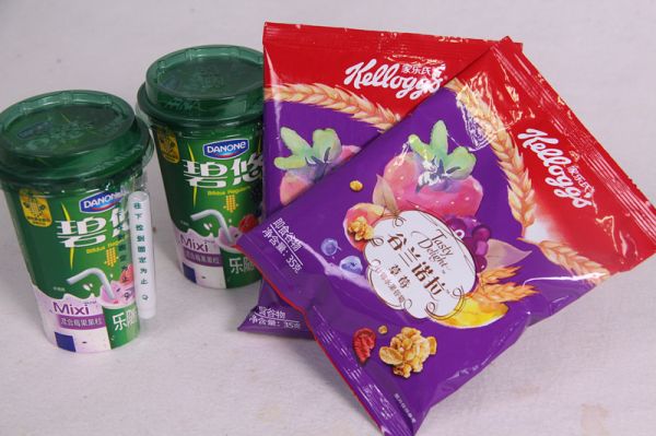 酸奶什锦水果谷物