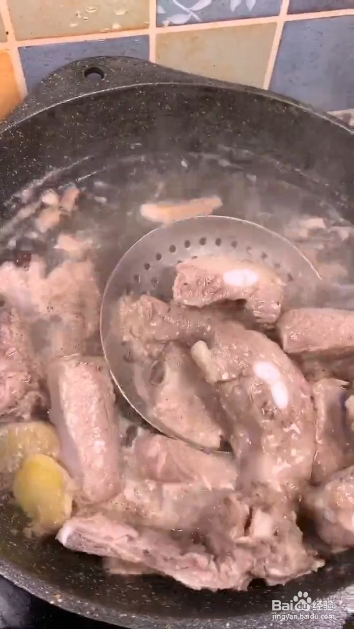 红烧排骨如何自制才好吃？