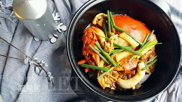 咖喱鲜鱿年糕奄蟹煲