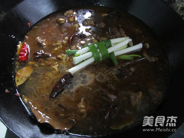 萝卜烧牛肉的做法